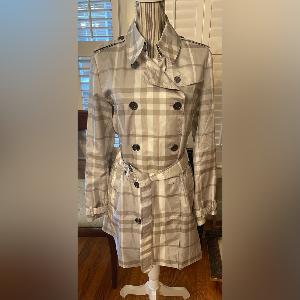 Burberry Plaid Trench Coat/ Raincoat - Beige and Gray NWOT - Picture 1 of 7